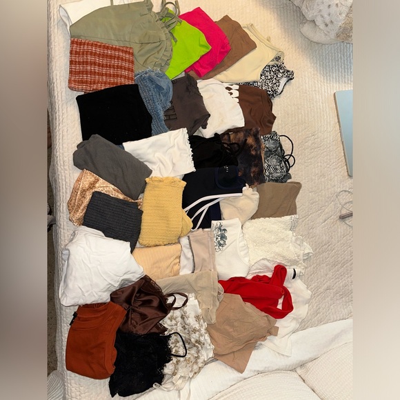 Tank Top Mystery Bundle!!! ✨ - Picture 2 of 5